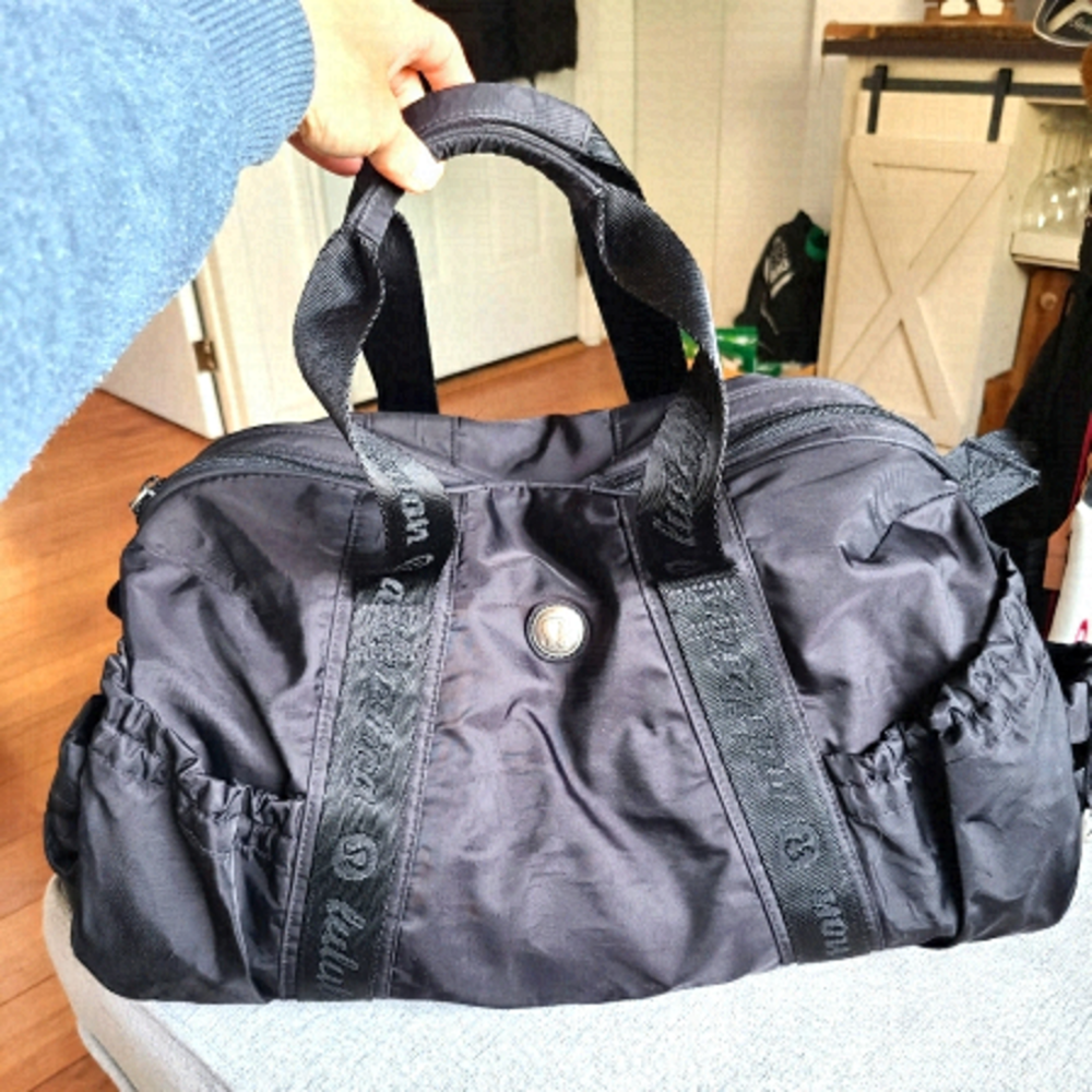 lululemon athletica Black Nylon Dual-Handle Crossbody Tote